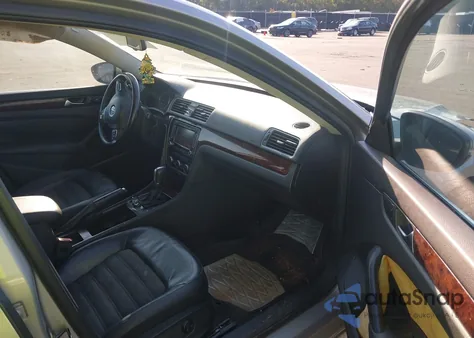 2012 Volkswagen Passat Sel Premium z USA, uszkodzony, nr VIN 1VWCM7A37CC009121